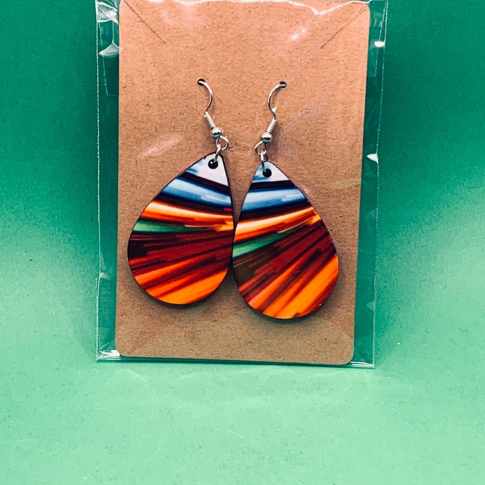 Earrings - Picture 8 of 16